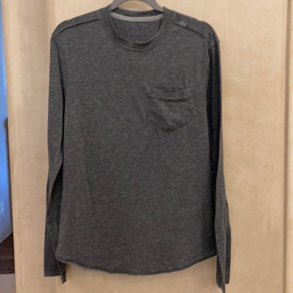 LULULEMON Long Sleeve Top